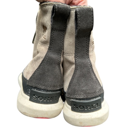 Sorel Womens Boots in Gray with green laces size 6.5 - Picture 4 of 7